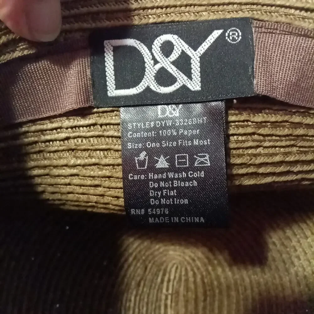 D&Y Women's Cloche Hat Vintage One Size 100% Paper